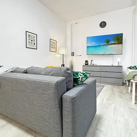 Appartamento 2 Fuer 6 P, 15 Min Zum Flughafen Esslingen am Neckar