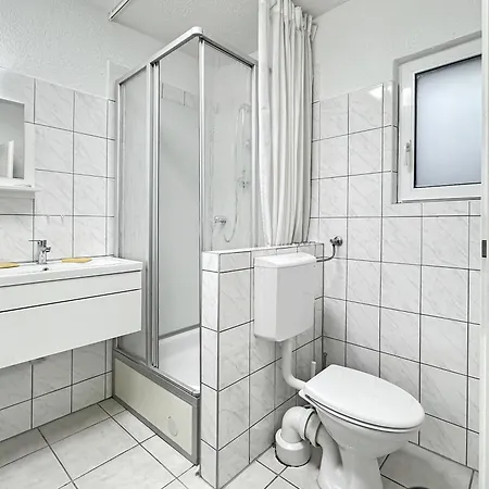 Appartamento 2 Fuer 6 P, 15 Min Zum Flughafen Esslingen am Neckar